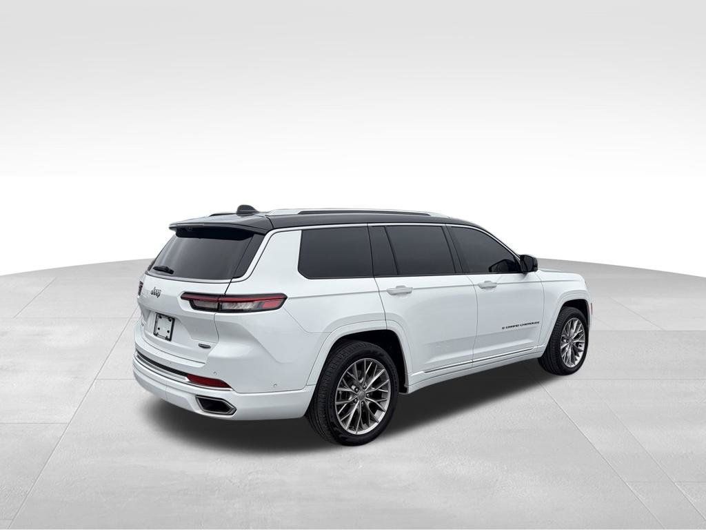 Used 2024 Jeep Grand Cherokee L Summit w/ Advanced Protech Group IV AWD/4WD image 21