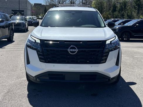 New 2026 Nissan Pathfinder SV AWD/4WD image 2