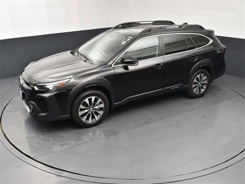 Used 2025 Subaru Outback Limited XT w/ Popular Package #2 image 15