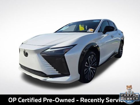 Used 2023 Lexus RZ 450e Premium w/ Technology Package AWD/4WD image 3