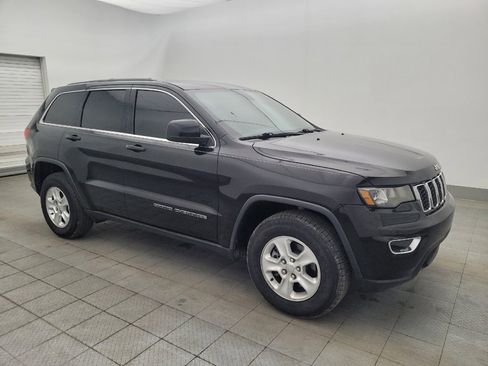 Used 2017 Jeep Grand Cherokee Laredo image 11