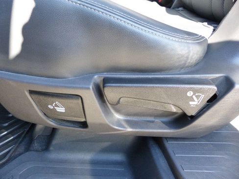 Used 2023 Subaru Ascent Touring AWD/4WD image 42