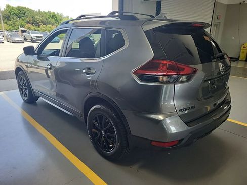 Used 2018 Nissan Rogue SV w/ Premium Package AWD/4WD image 5