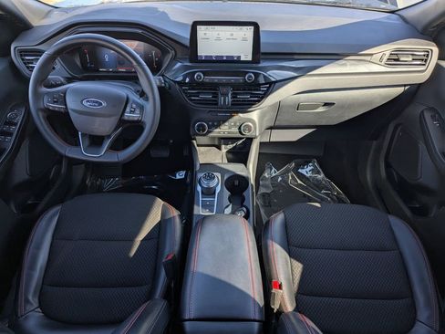 Used 2025 Ford Escape ST-Line image 13