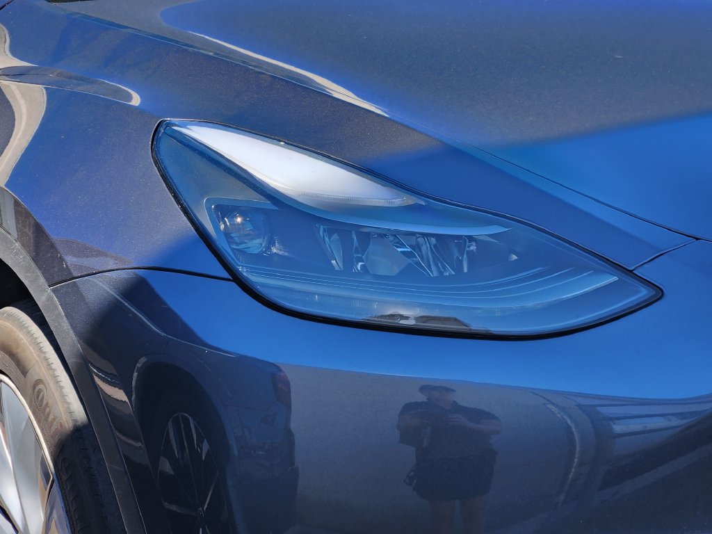 Used 2023 Tesla Model Y Long Range AWD/4WD image 8