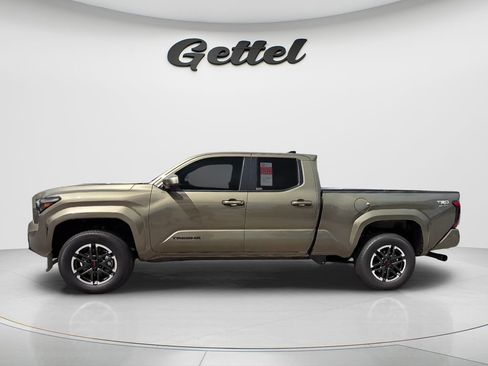 Certified 2026 Toyota Tacoma TRD Sport AWD/4WD image 2