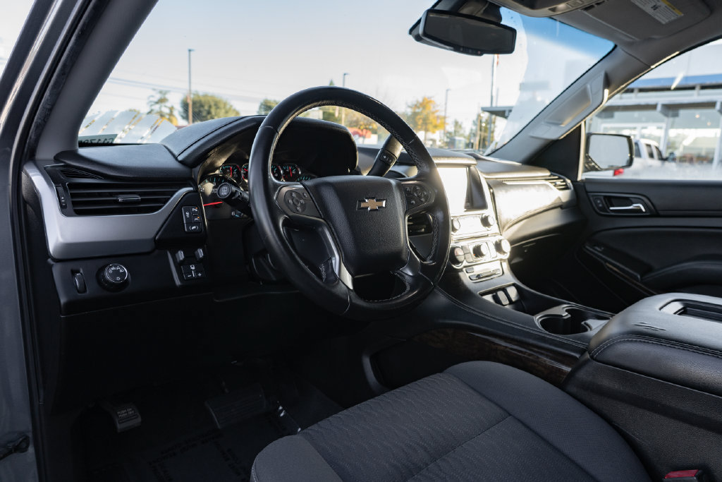 Used 2019 Chevrolet Tahoe LS w/ All-Season Package RWD image 24