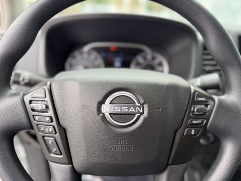 Used 2024 Nissan Frontier S w/ Technology Package image 32