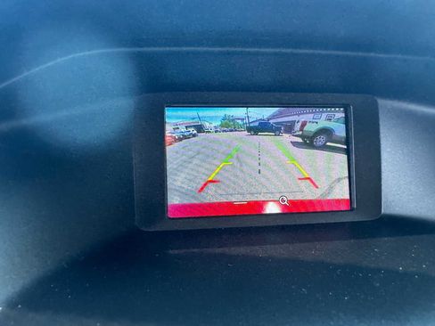 Used 2016 Ford Focus SE w/ SE Power Seat Package FWD image 3