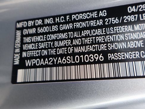 Certified 2025 Porsche Panamera 4 AWD/4WD image 38