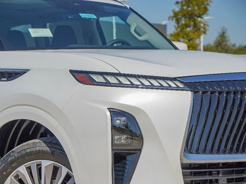 New 2026 INFINITI QX80 Luxe w/ Exterior Package image 3