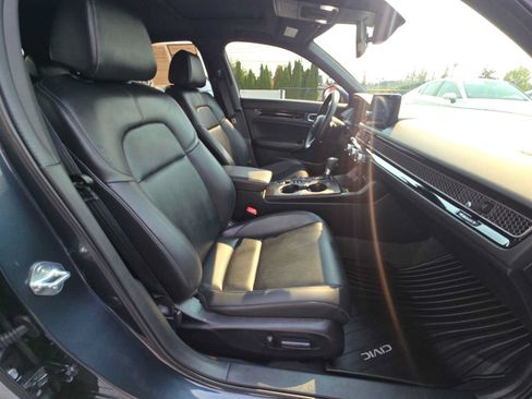 Used 2024 Honda Civic Sport Touring image 11
