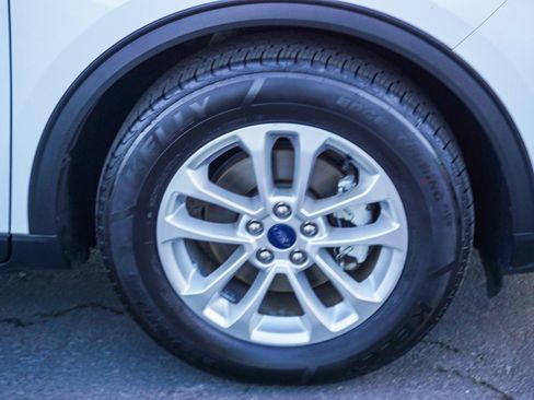 Used 2021 Ford Escape SE image 14