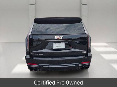 Certified 2025 Cadillac Escalade V w/ LPO, Floor Liner Package AWD/4WD image 4