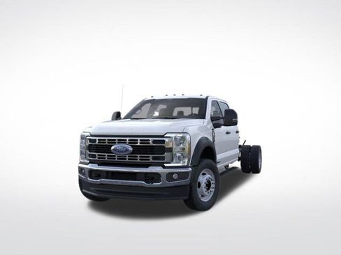 New 2026 Ford F450 4x4 Crew Cab Super Duty image 1