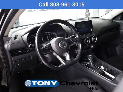 Used 2022 Nissan Sentra SV FWD image 9