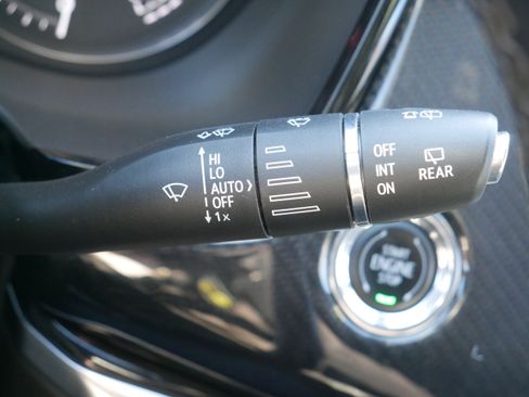 Used 2024 Cadillac XT6 Sport w/ Technology Package image 29