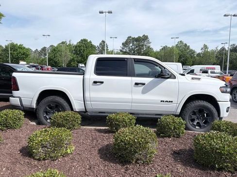 Used 2025 RAM 1500 Big Horn AWD/4WD image 2