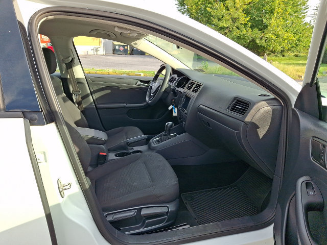 Used 2016 Volkswagen Jetta S FWD image 39