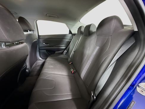 Used 2021 Hyundai Elantra SEL image 25