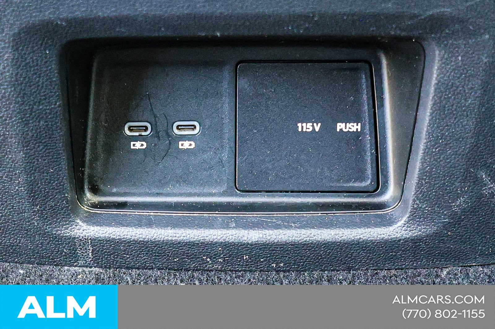 Used 2025 Volkswagen Atlas SE FWD image 43