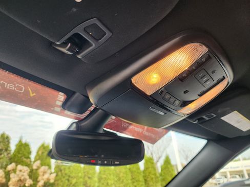 Used 2022 Dodge Durango SRT w/ Technology Group image 41