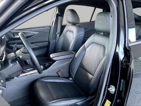 Used 2025 Buick Envista Sport Touring FWD image 15
