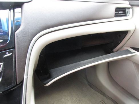 Used 2015 Cadillac XTS Limousine FWD image 40