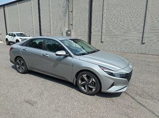 Used 2023 Hyundai Elantra SEL w/ Convenience Package FWD video 1