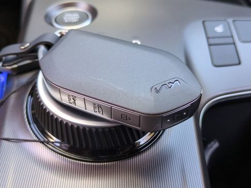 New 2026 Kia Sportage EX image 28