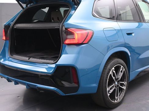 Used 2023 BMW X1 xDrive28i w/ M Sport Package AWD/4WD image 16