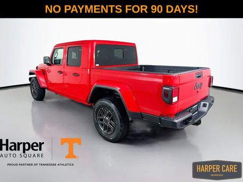 New 2025 Jeep Gladiator Sport image 9