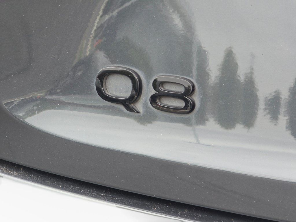 Used 2024 Audi Q8 e-tron Prestige w/ Prestige Package AWD/4WD image 34