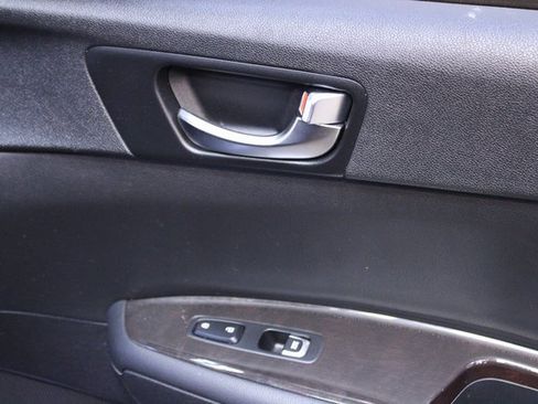 Used 2018 Kia Optima EX image 9