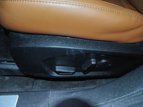 Used 2019 Ford Fusion Energi Titanium image 28