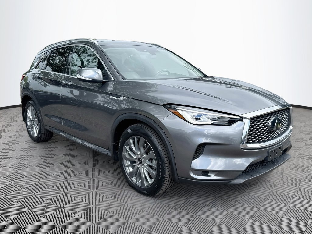 Certified 2023 INFINITI QX50 Luxe AWD/4WD image 4