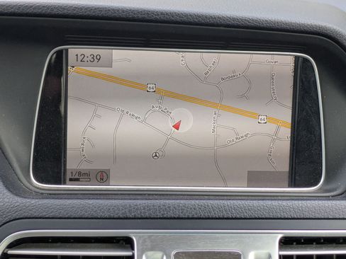 Used 2015 Mercedes-Benz E 400 Cabriolet image 13