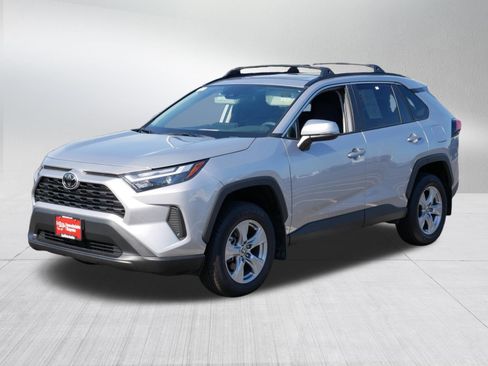 Certified 2025 Toyota RAV4 XLE w/ Convenience Package AWD/4WD image 3