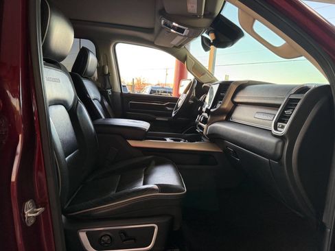 Used 2019 RAM 1500 Laramie image 19