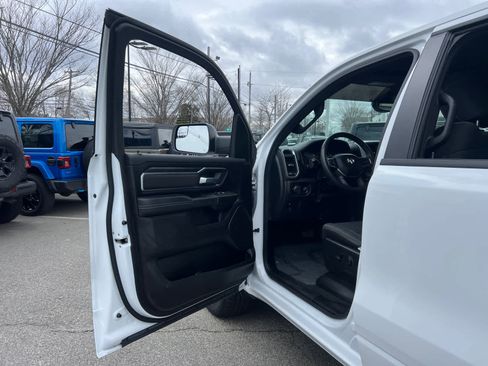Used 2024 RAM 1500 Big Horn image 15