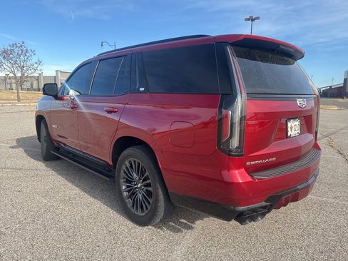 Used 2023 Cadillac Escalade V image 4