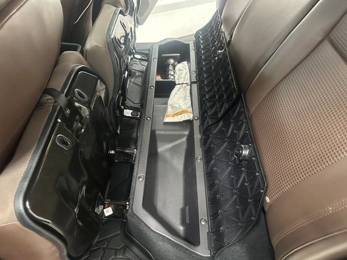 Used 2019 Toyota Tacoma Limited AWD/4WD image 21