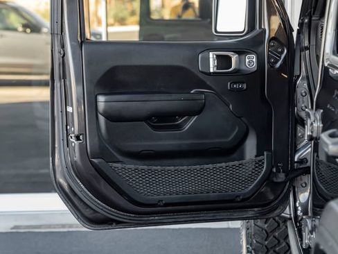 Used 2021 Jeep Wrangler Unlimited Sport AWD/4WD image 15