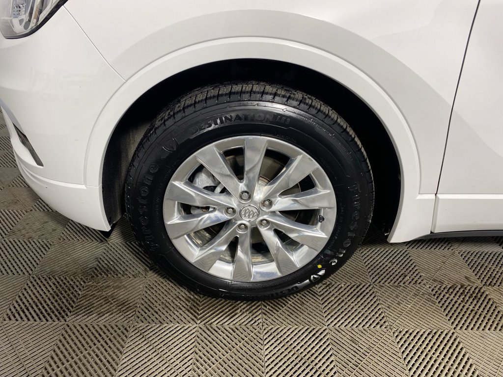 Used 2018 Buick Envision Essence FWD image 10