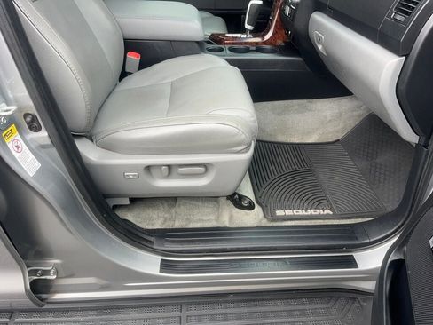 Used 2008 Toyota Sequoia Platinum image 56
