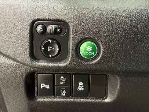 Used 2021 Honda Pilot Elite image 36