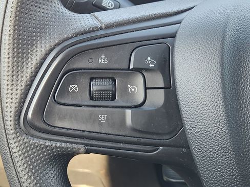 Used 2024 Buick Envista Preferred image 27