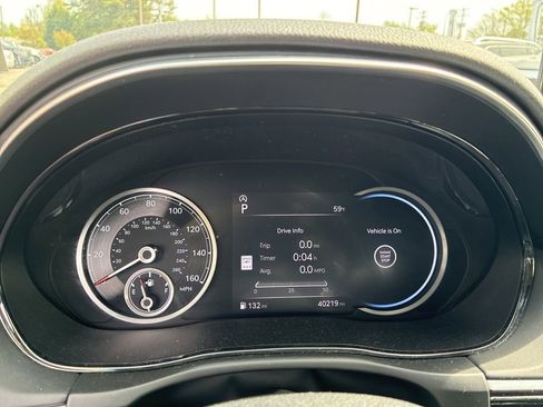 Used 2025 Genesis GV70 2.5T image 19