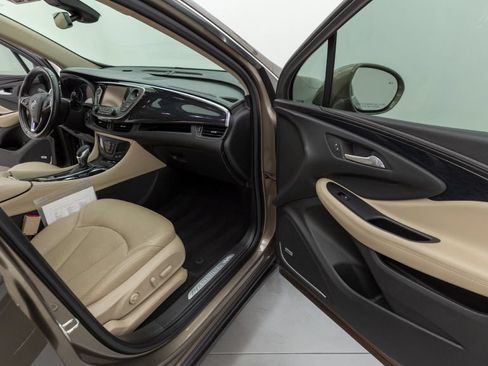 Used 2018 Buick Envision Premium AWD/4WD image 33