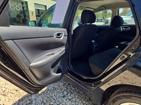 Used 2019 Nissan Sentra SV image 15